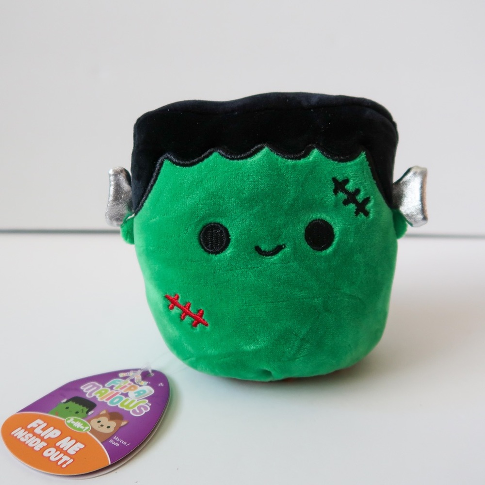 Squishmallow Flipamallow Halloween 5” Marcus/Wade Kellytoy New
